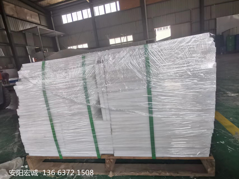 安陽(yáng)宏誠(chéng): “襯板”的精彩-超高分子量聚乙烯襯板