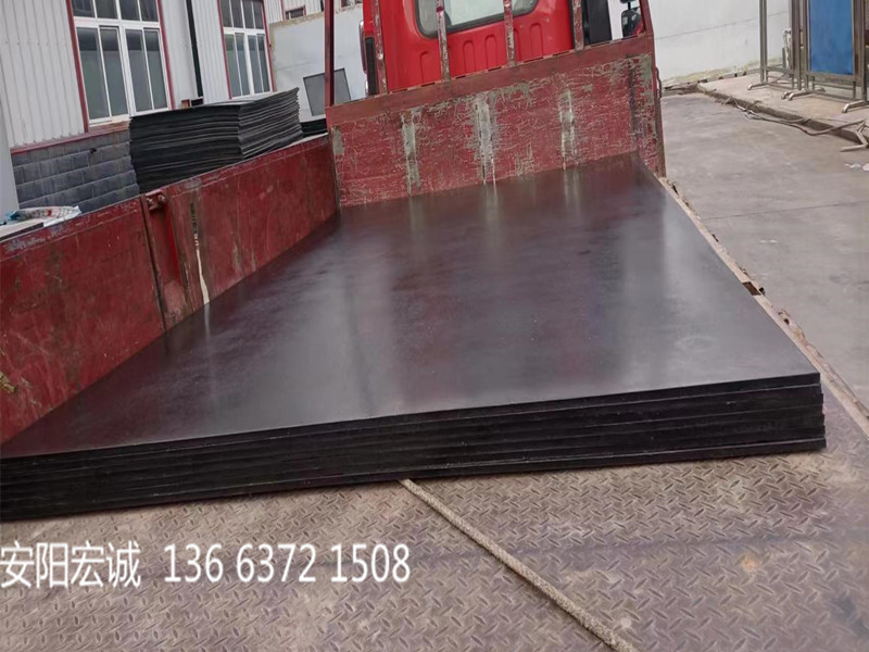 安陽(yáng)宏誠(chéng): 高密度聚乙烯板廠家供應(yīng)規(guī)格齊全