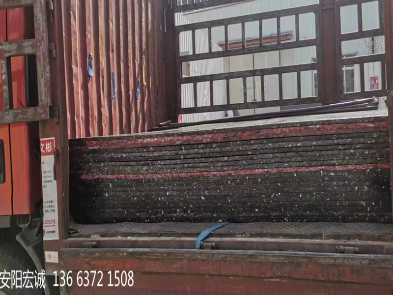 安陽宏誠：高分子聚乙烯車底滑板